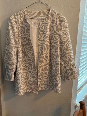 Gray and white floral blazer